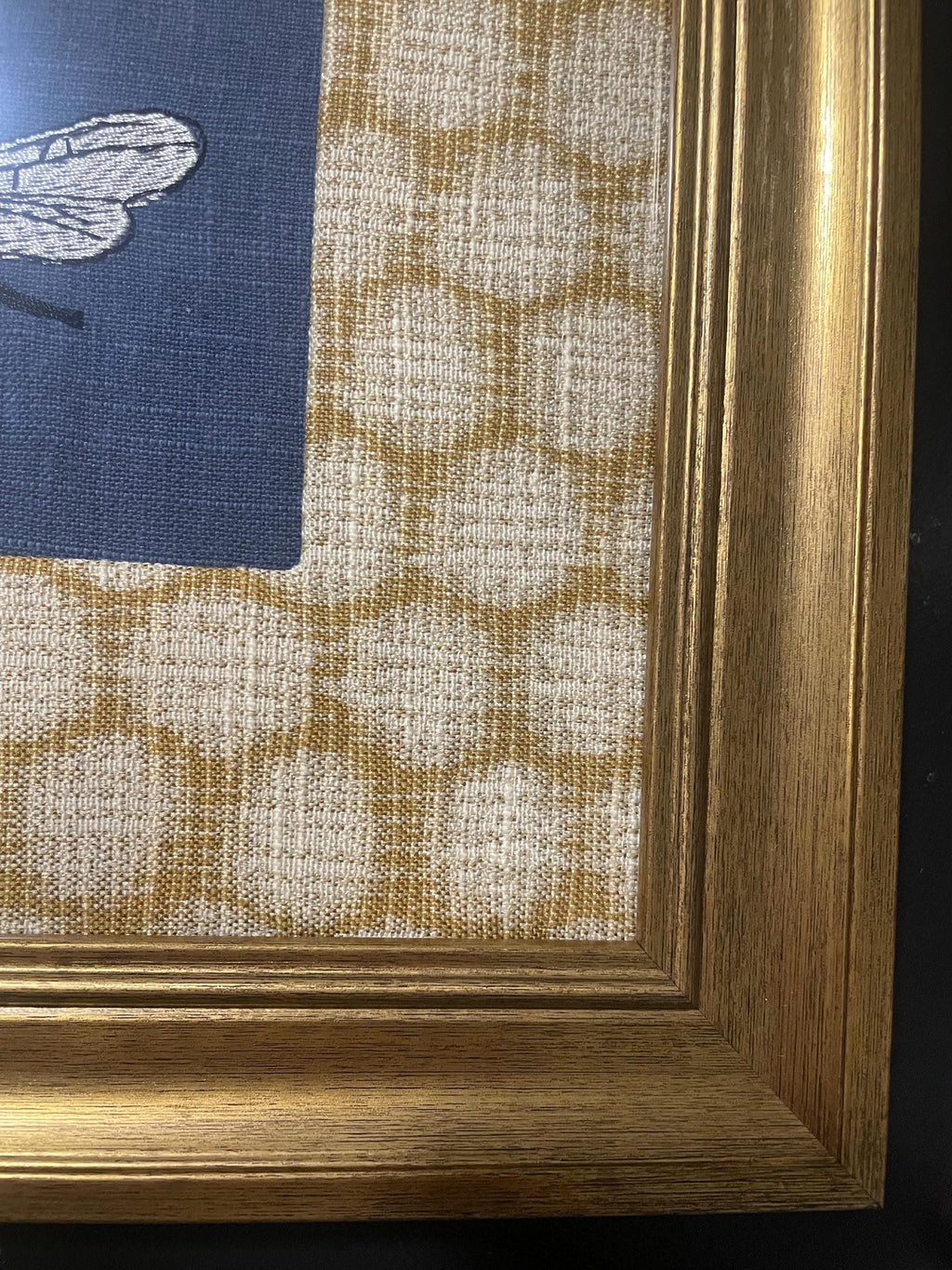 Ballard Designs Mia Dijon honeycomb fabric matting with adorable fabric bee in the center!