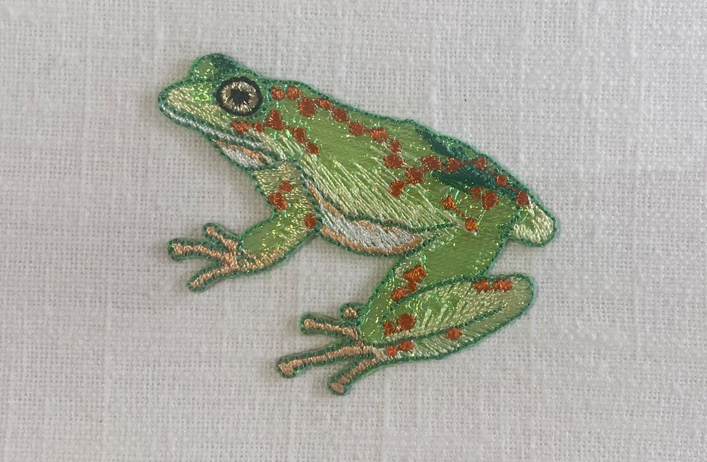 Embroidered Frog Art – White Linen, Ballard Designs Tully Pear Mat